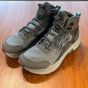 Timp GTX mid Altra Women's Black and Purple Athletic Shoes